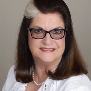 Meet your Posher, Carol